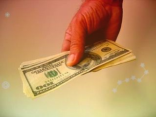 新東方“雙語帶貨”出圈蹚出一條教培行業(yè)轉型新路