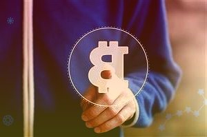 雷軍：王翔將在月底卸任小米集團總裁職務退休，盧偉冰接任